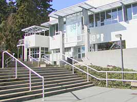 Vancouver Island University ナナイモ