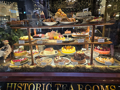 ブロックアーケードのティールーム