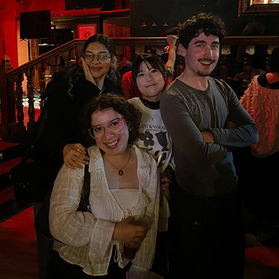 友達とよく行っていたカラオケでの、k-popのイベントの写真。